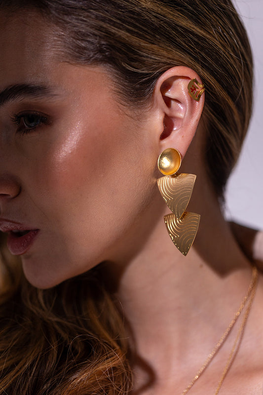 Aina Ear Cuff