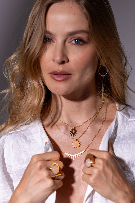 Violet  layered chains